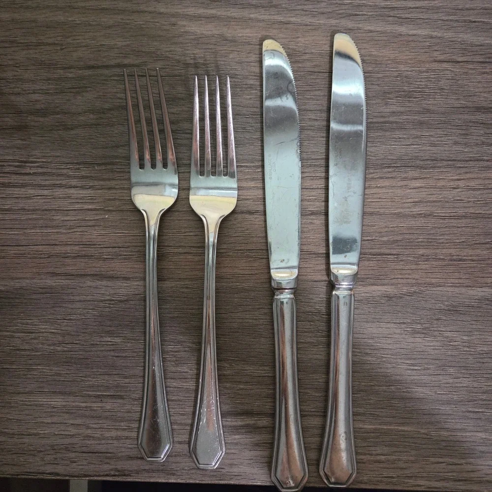 Wallace Casino 18/10 Stainless Steel Forks and Knives Set of 2 each
